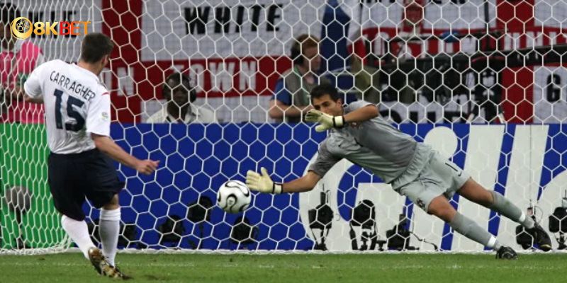 Đá Phạt Đền - Trải Nghiệm Thú Vị Bùng Nổ Khó Quên 3 Tìm hiểu cách đá phạt đền thông thường