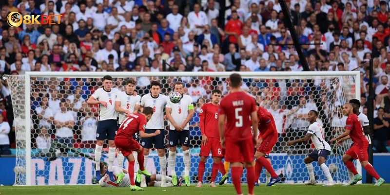 Đá Phạt Trực Tiếp - Chia Sẻ Chi Tiết Luật Lệ + Bí Kíp Thắng 4 Những tình huống đặc biệt cần biết trong đá phạt trực tiếp